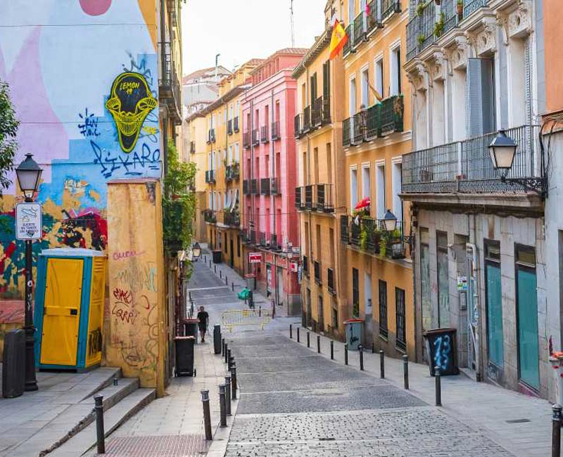 Pocería y desatrancos en Lavapiés