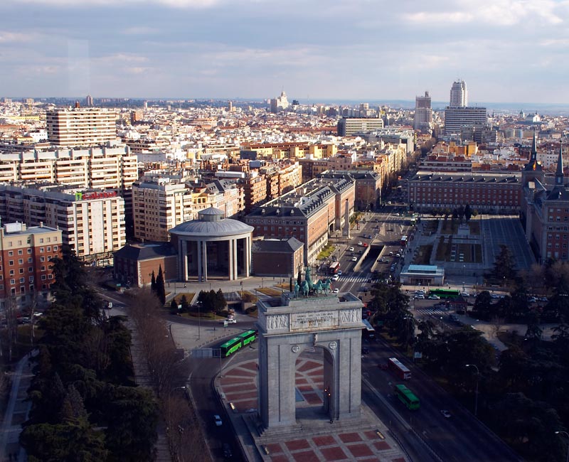 Pocería y desatrancos en Moncloa