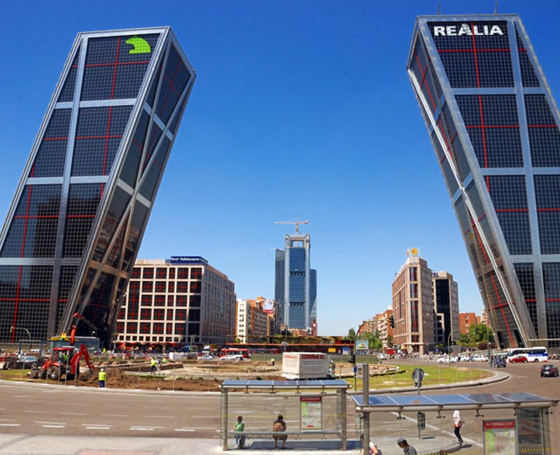 Pocería y desatrancos en Plaza Castilla